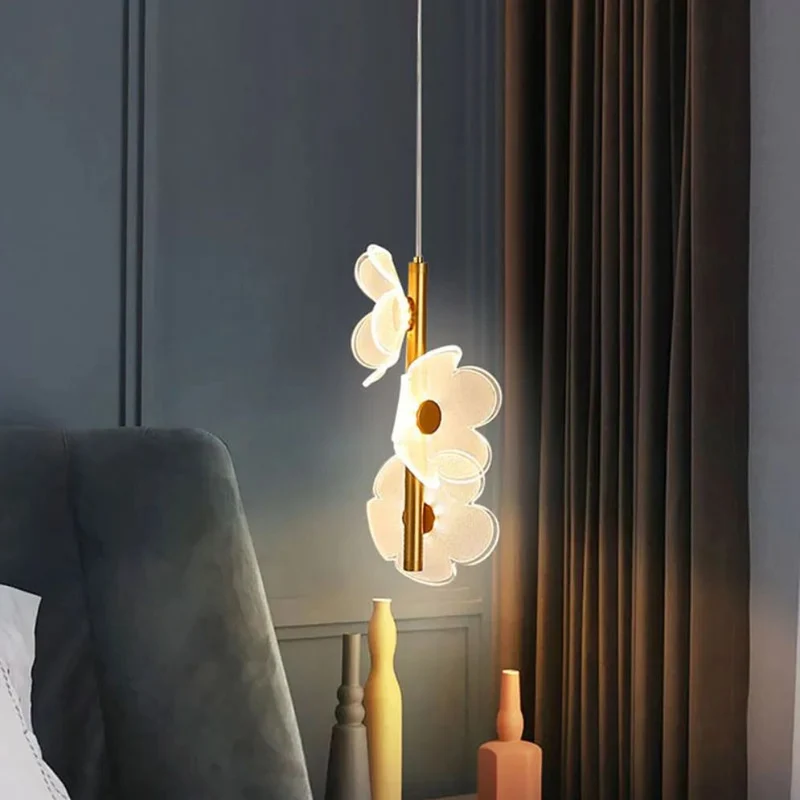 Suspension Feuille Dorée Florale en Verre – Ambiance Féérique et Douce
