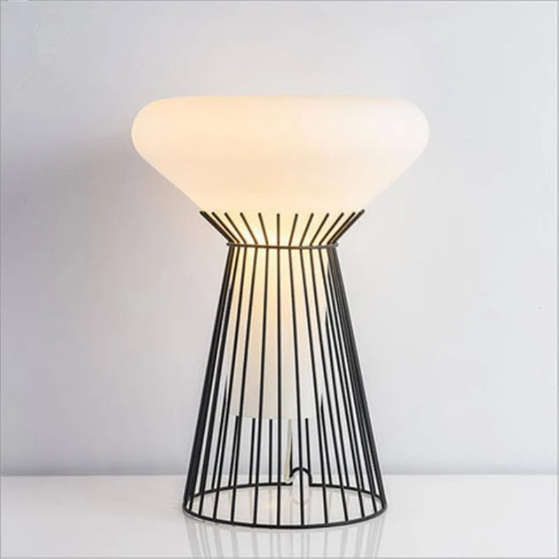Lampe de Chevet avec Cage Géométrique en Métal Hoel
