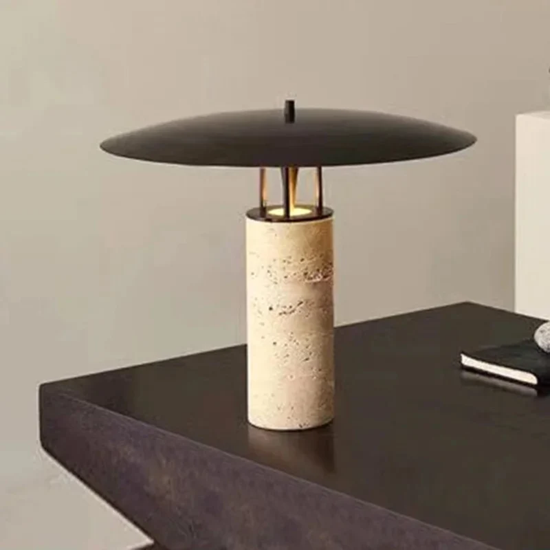 Lampe de Bureau à Poser Socle Pierre – Abat-jour Arrondi, Noir Beige