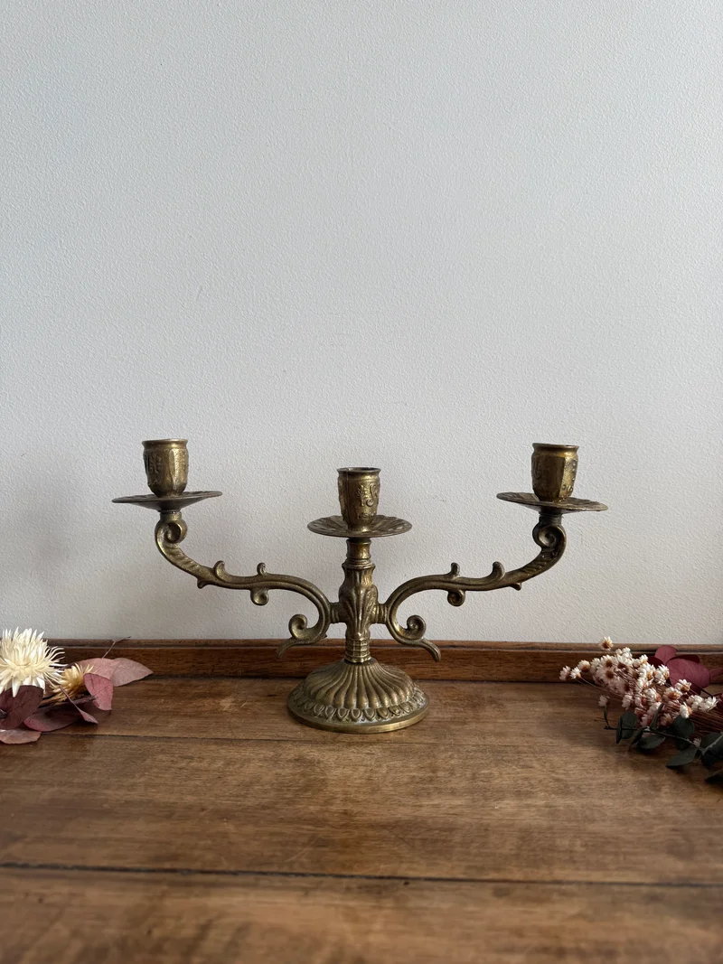 Chandelier à trois tête en laiton