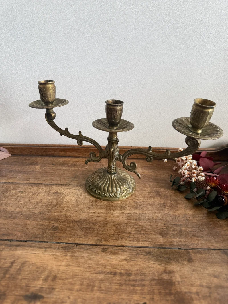 Chandelier à trois tête en laiton