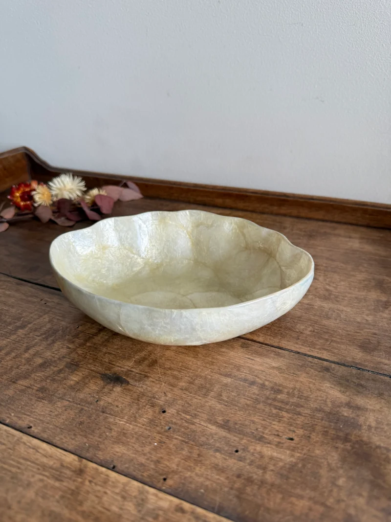 Coupelle en nacre forme coquillage