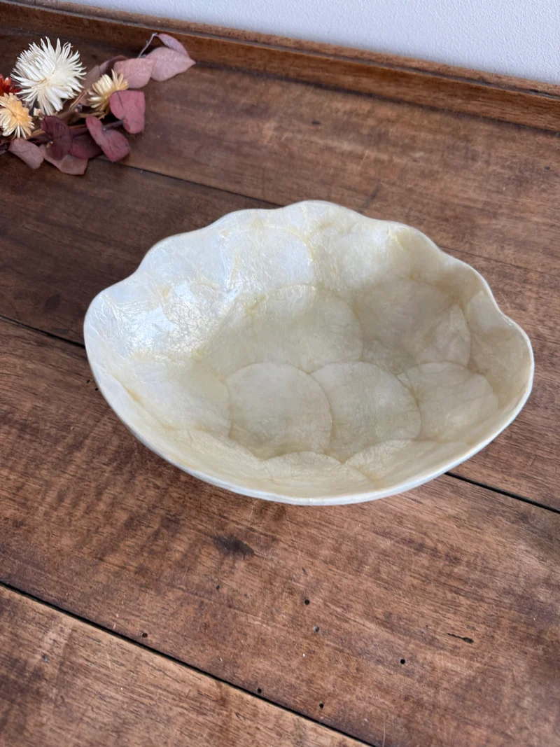 Coupelle en nacre forme coquillage