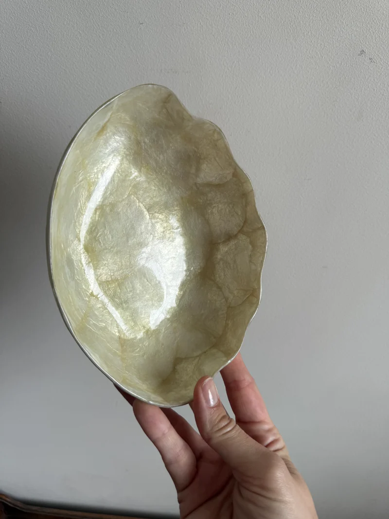 Coupelle en nacre forme coquillage