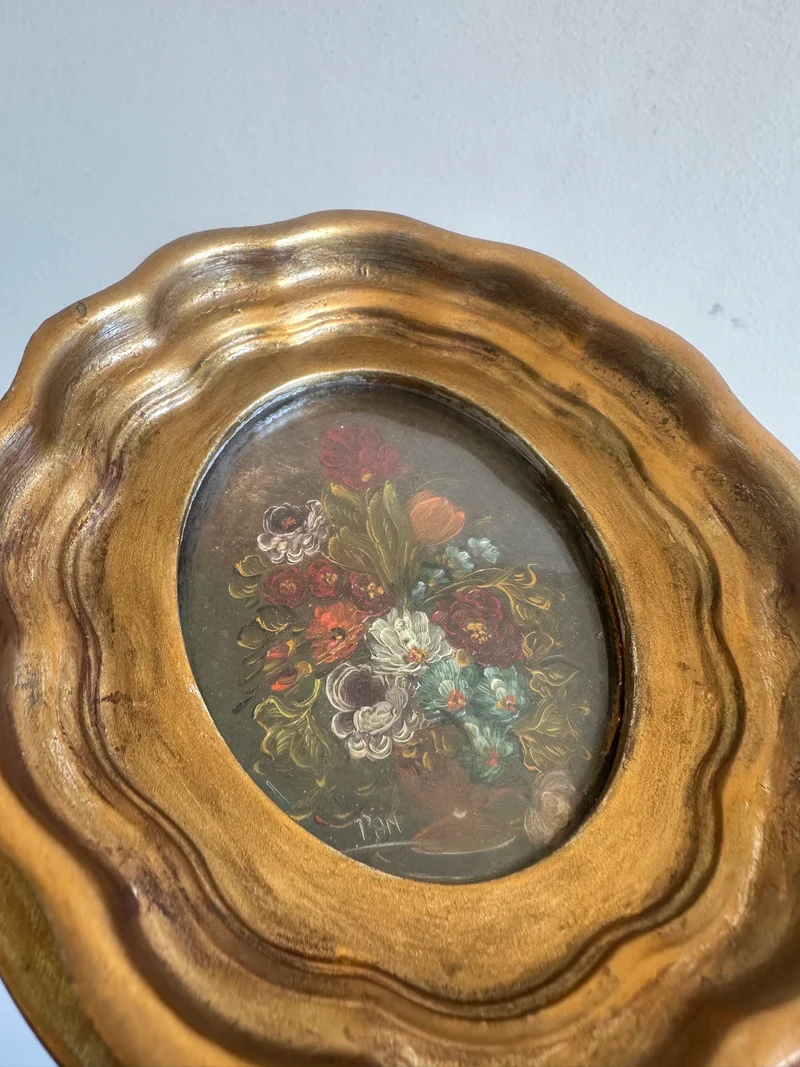 Peintures à l'huile dans cadre en bois doré épais