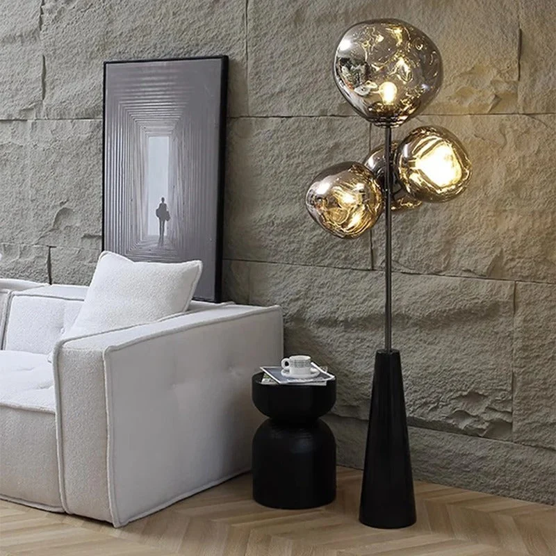 Lampadaire Design Chromé