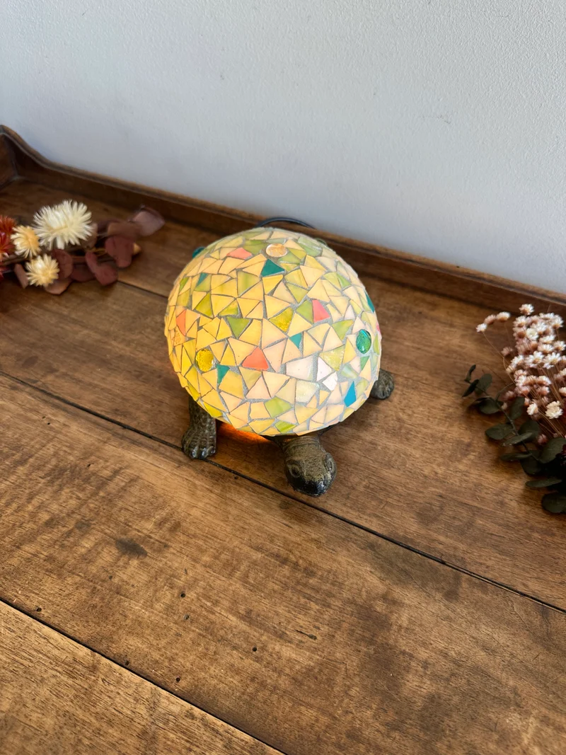 Lampe de table Tortue mosaïque façon Tiffany's