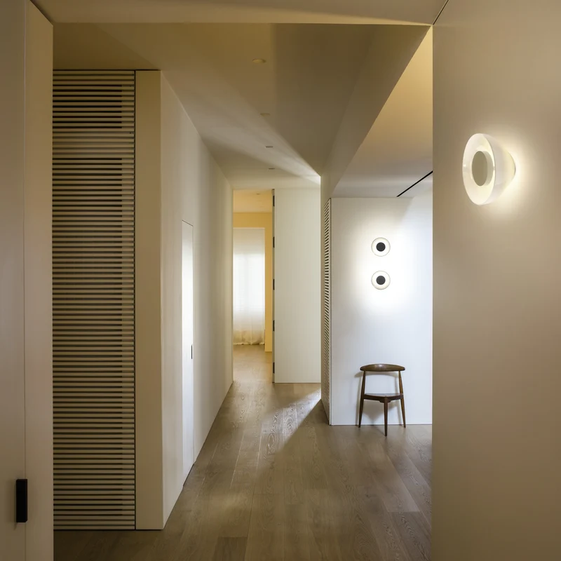 Marset Aura Plus On/Off Wall Lamp