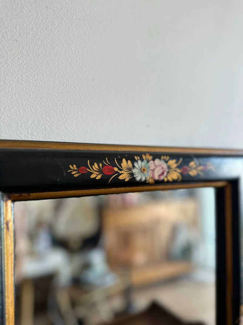 Miroir rectangulaire en bois laqué décoré à la main