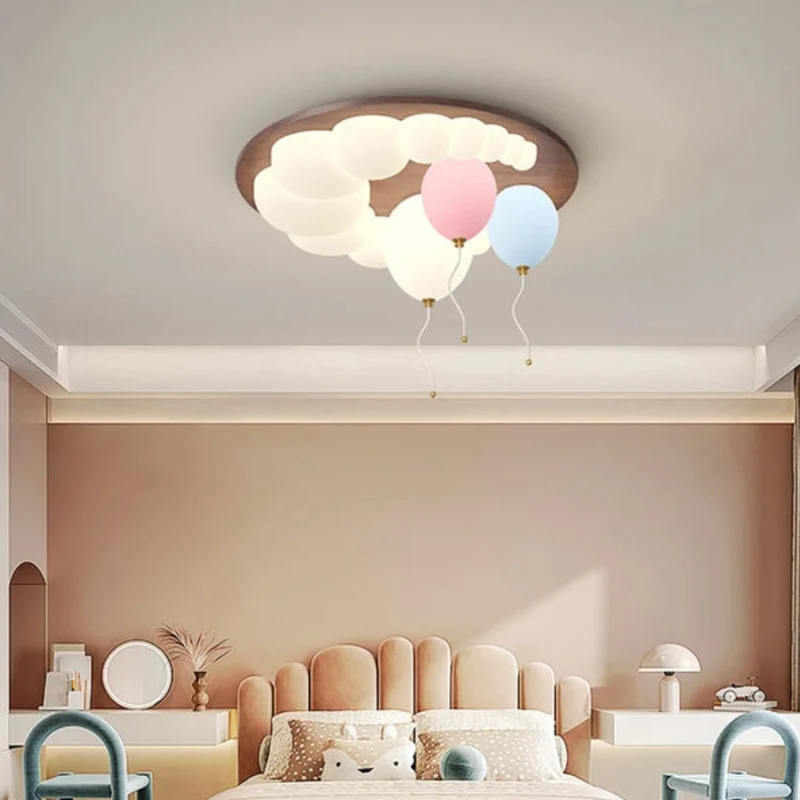 Plafonnier Boule Blanche Nordique Enfant – Ballons Décoratifs Sécurisés