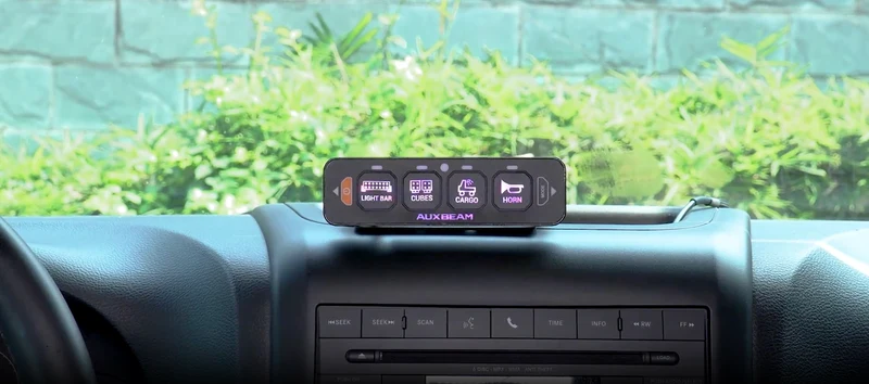 Panneau de commande Auxbeam 4 voies / Slimline