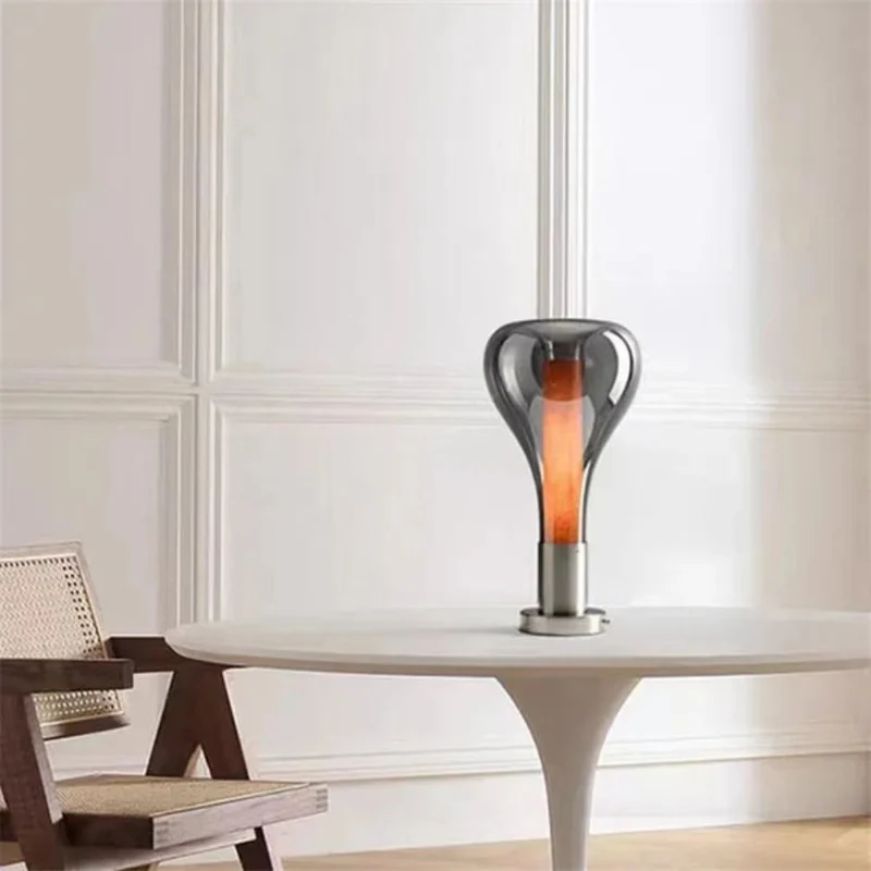 Lampe à Poser en Verre Fumé ou Translucide – Sculpture Lumineuse