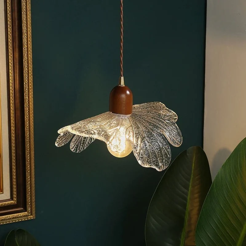 Suspension Florale en Verre et Bois – Nervures Détaillées, Ambiance Douce