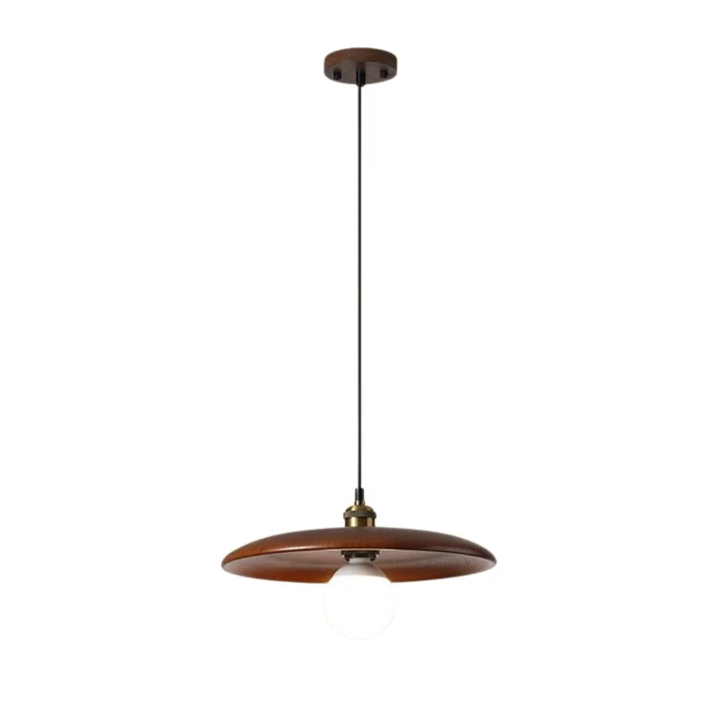 Suspension Ancienne en Bois et Laiton – Nordique et Industrielle à la Fois