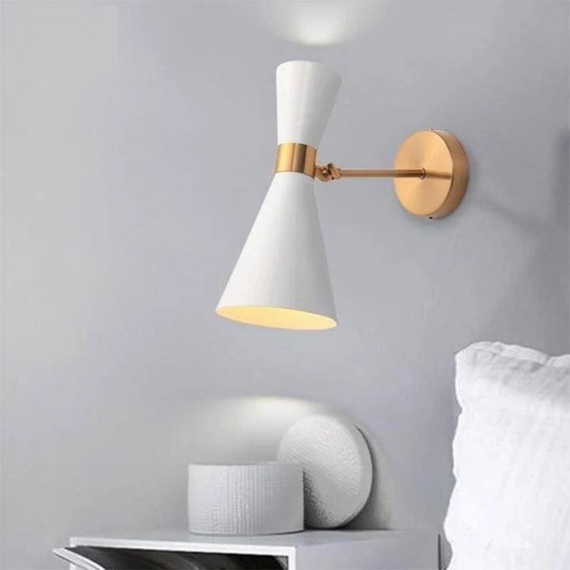 Applique Murale Design Noire ou Blanche – Anneau Doré Luxueux