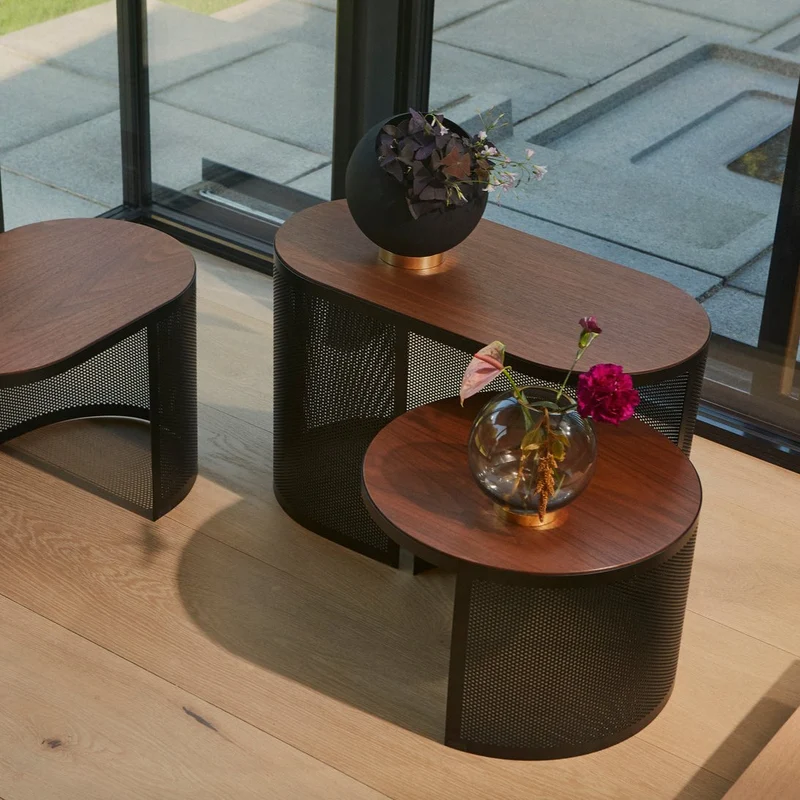 AYTM Globe Vase