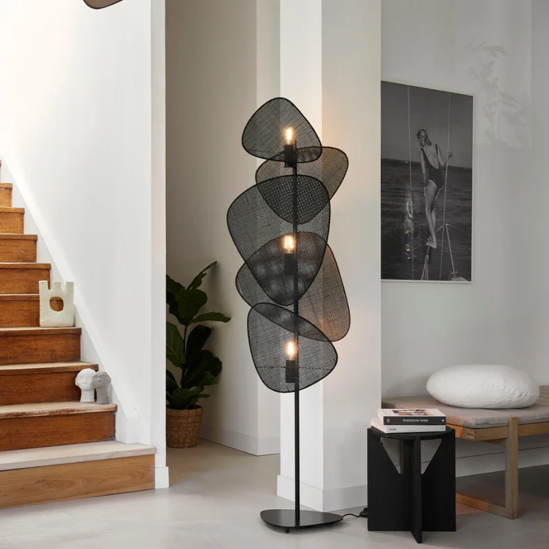 Market Set Screen Floor Lamp