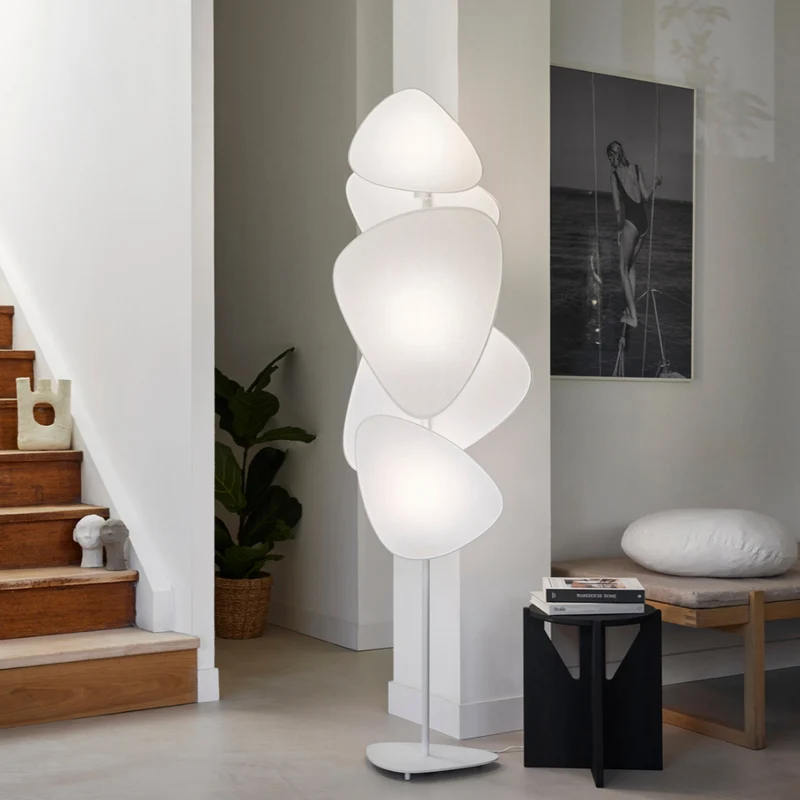 Market Set Screen Floor Lamp