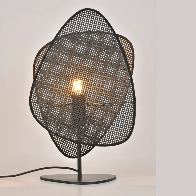 Market Set Screen Table Lamp