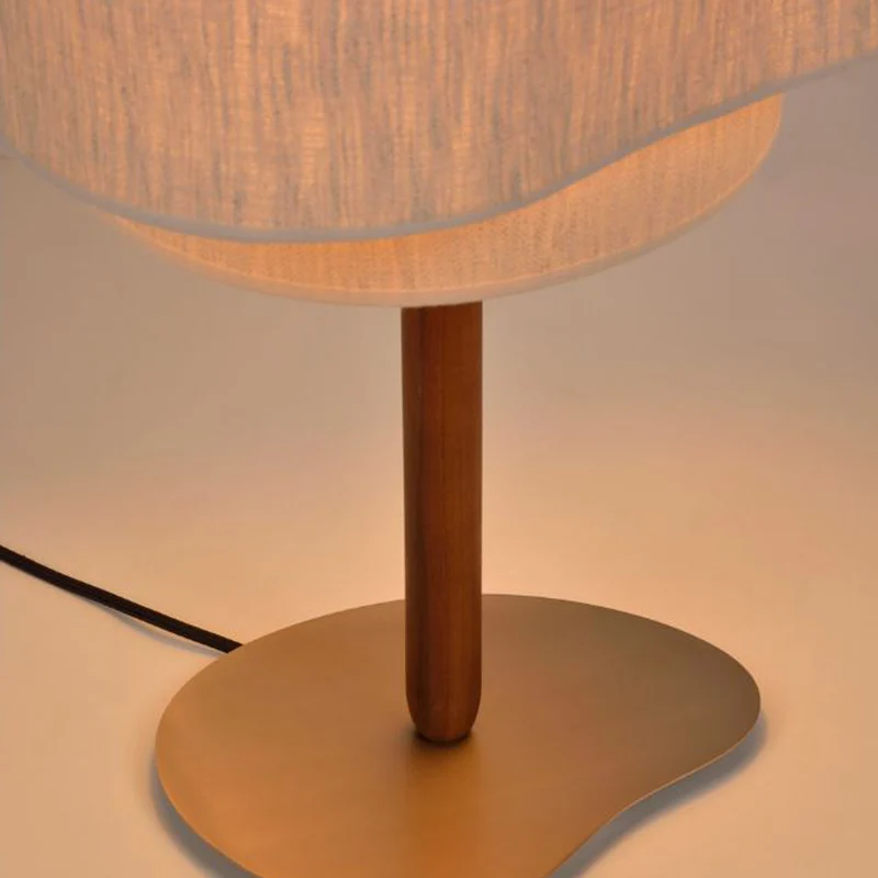 Market Set Pebble Table Lamp