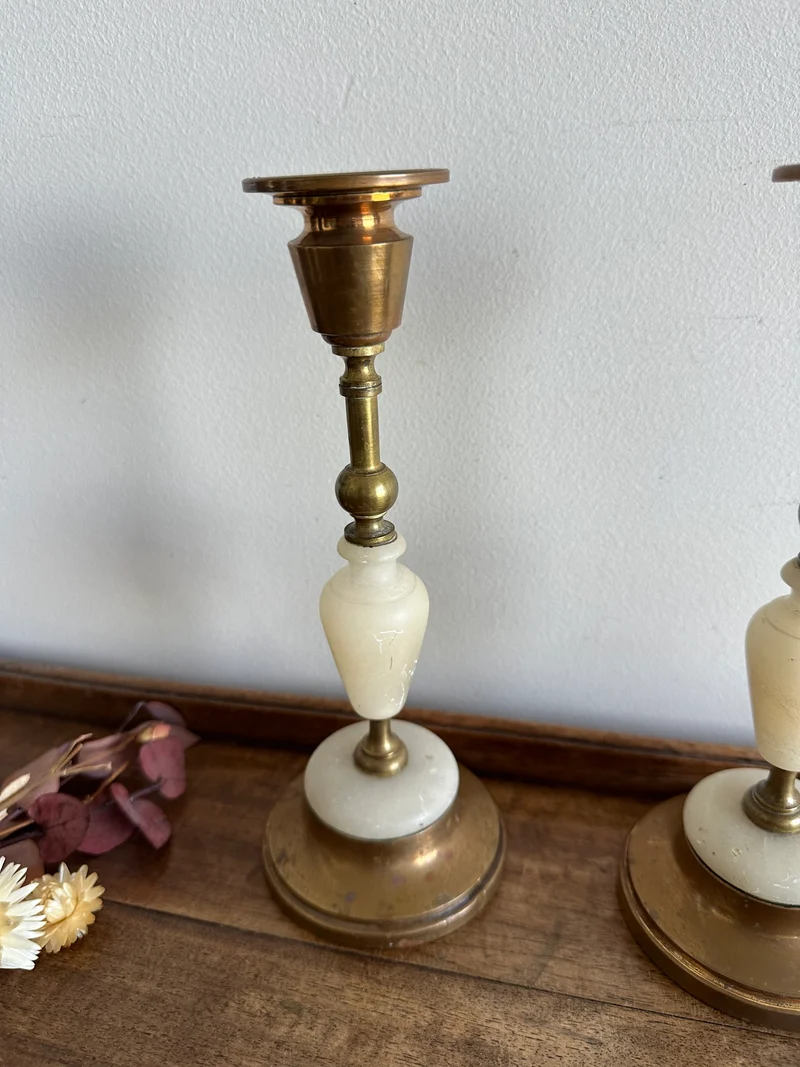 Bougeoirs en albâtre et cuivre 19ème