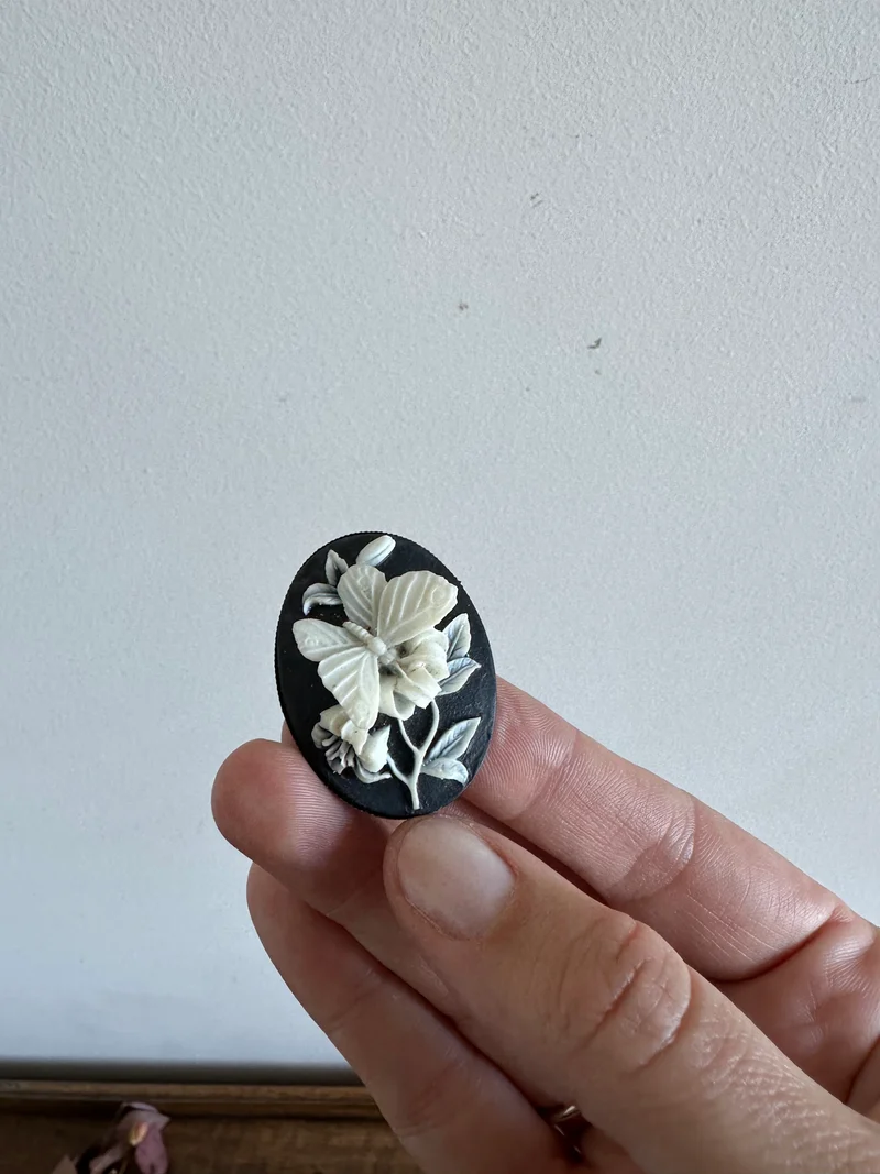 Broches anciennes fantaisie