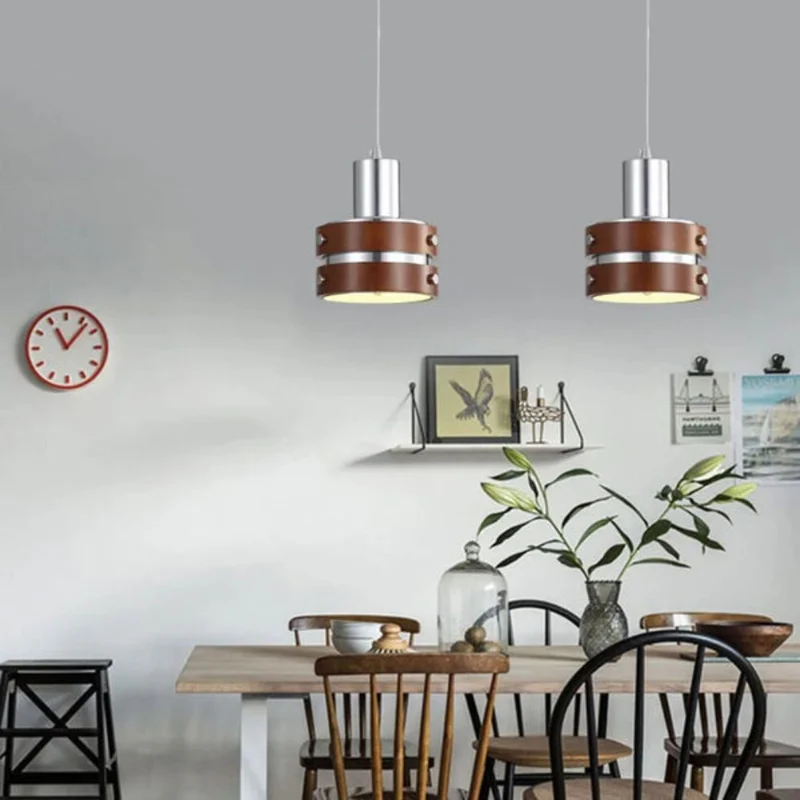Suspension Marron en Bois et Métal – Design Épuré pour Salon ou Chambre