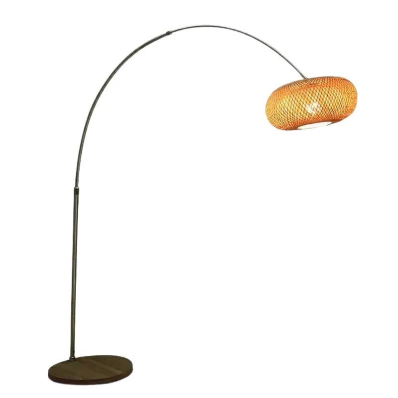 Lampadaire Rétro Zen en Bambou Tressé – Orientable 270°, Arc Élégant
