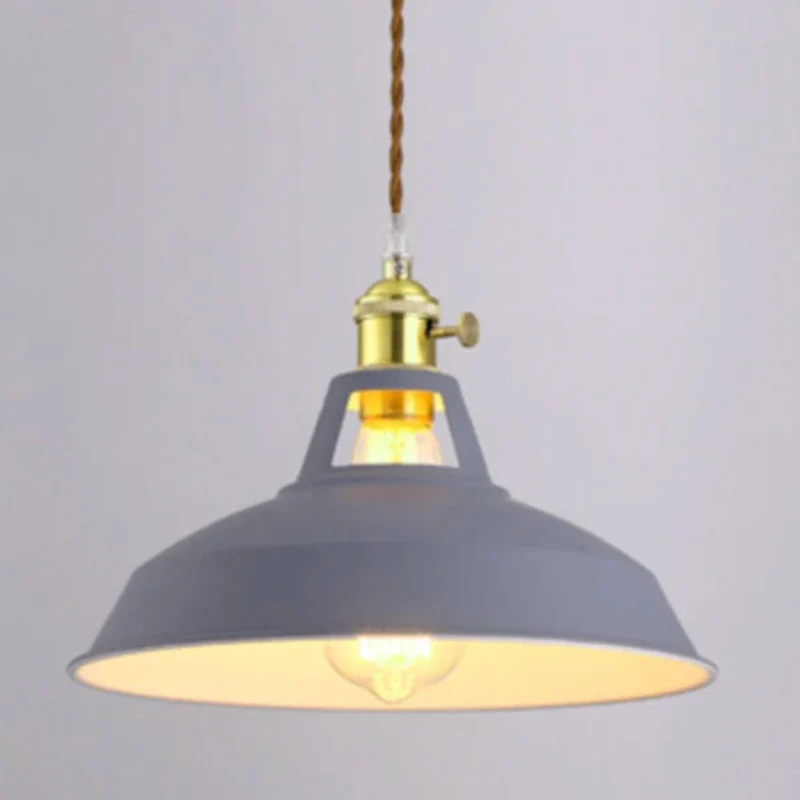Suspension Bar et Cuisine en Aluminium Coloré – Style Rétro Chic