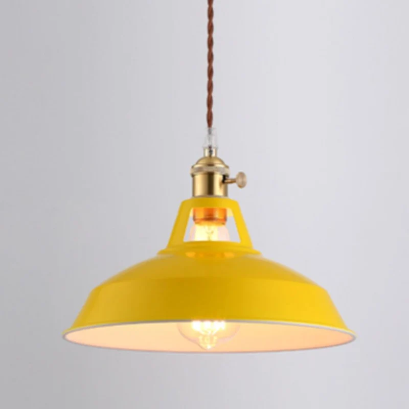 Suspension Bar et Cuisine en Aluminium Coloré – Style Rétro Chic