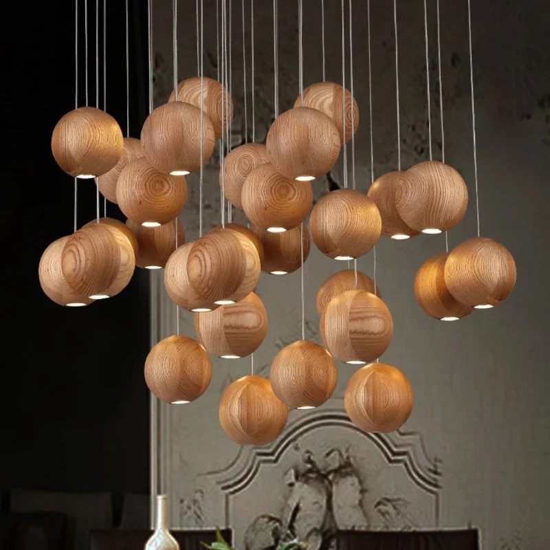 Suspension LED Cuisine en Bois Nordique – Grappe de Sphères Vernies