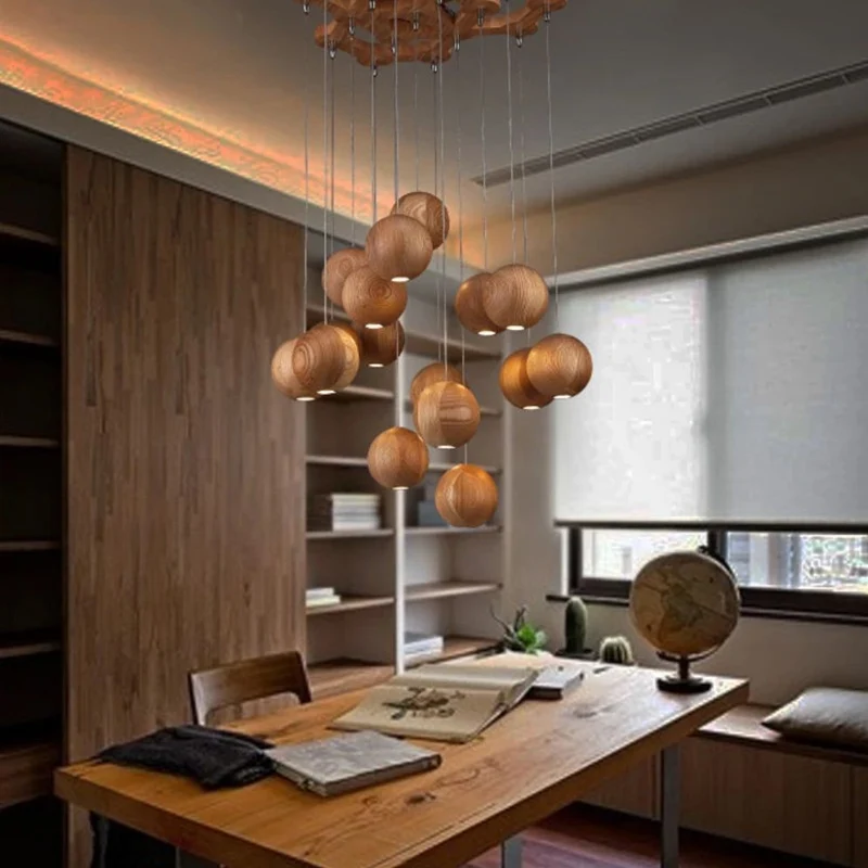 Suspension LED Cuisine en Bois Nordique – Grappe de Sphères Vernies
