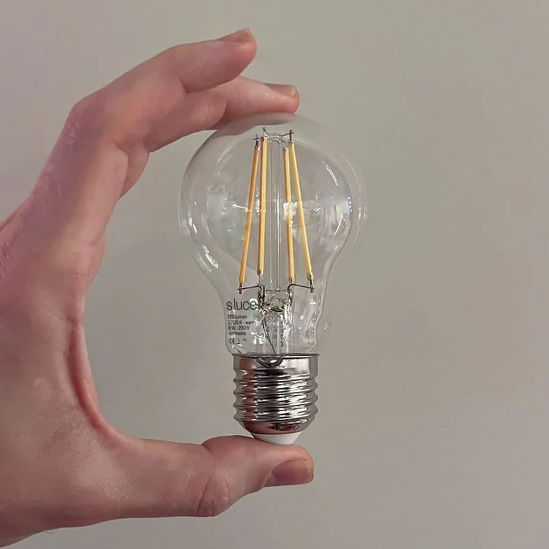 s.luce E27 LED Warmweiß 2700K 720lm 8W Dimmbar CRI 90