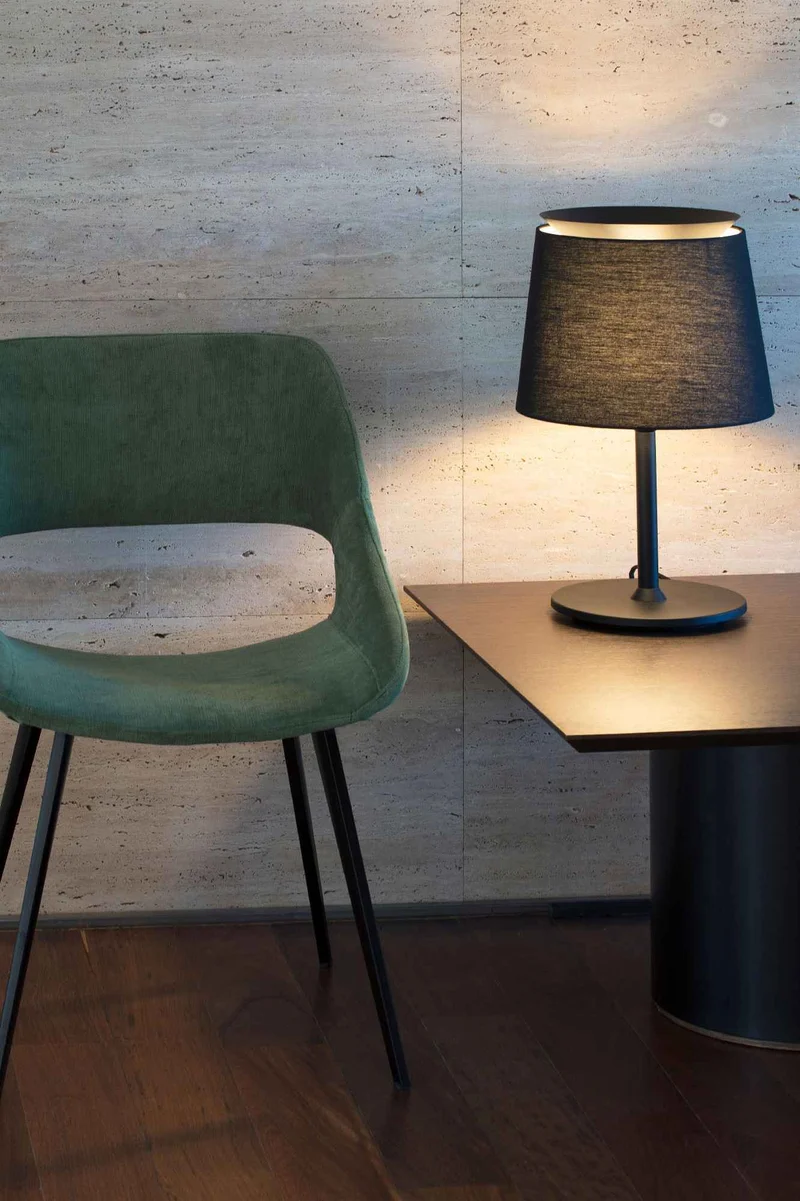 Lampe de table SAVOY noire: élégance intemporelle