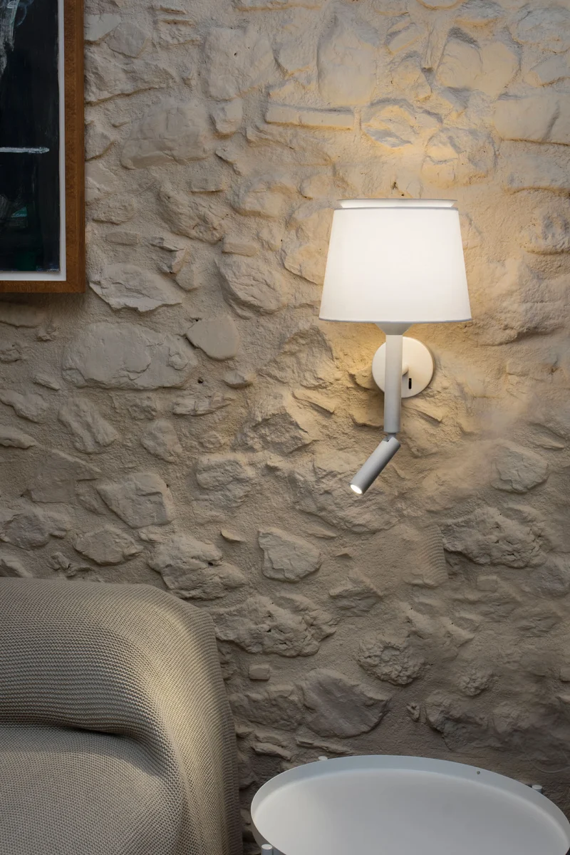 Applique murale SAVOY blanche avec liseuse LED rotative et double interrupteur