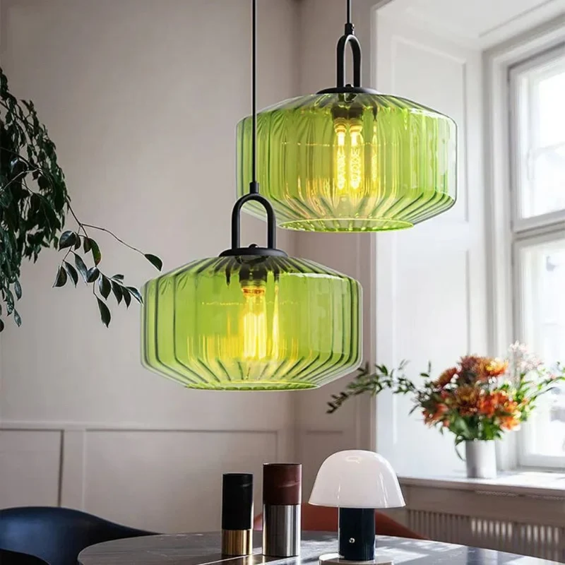 Suspension Vert Tendre en Verre Opaque – Beige Ambré ou Rose Mauve
