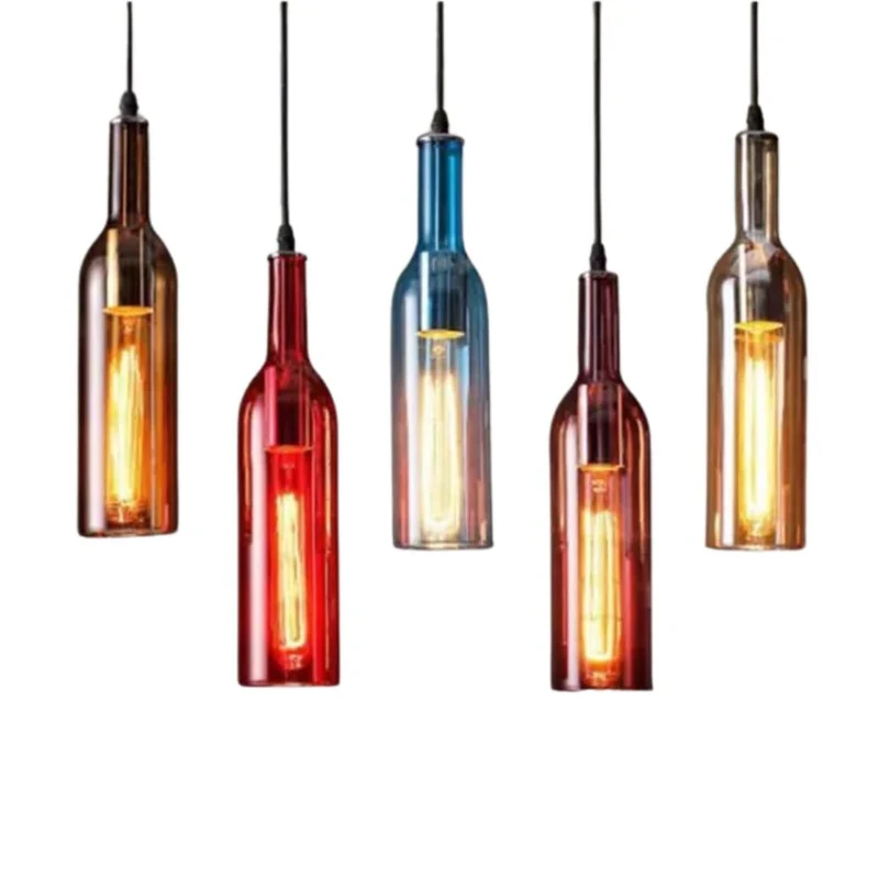 Suspension Aérienne en Bouteilles de Verre Colorées – Pièce Maîtresse Unique