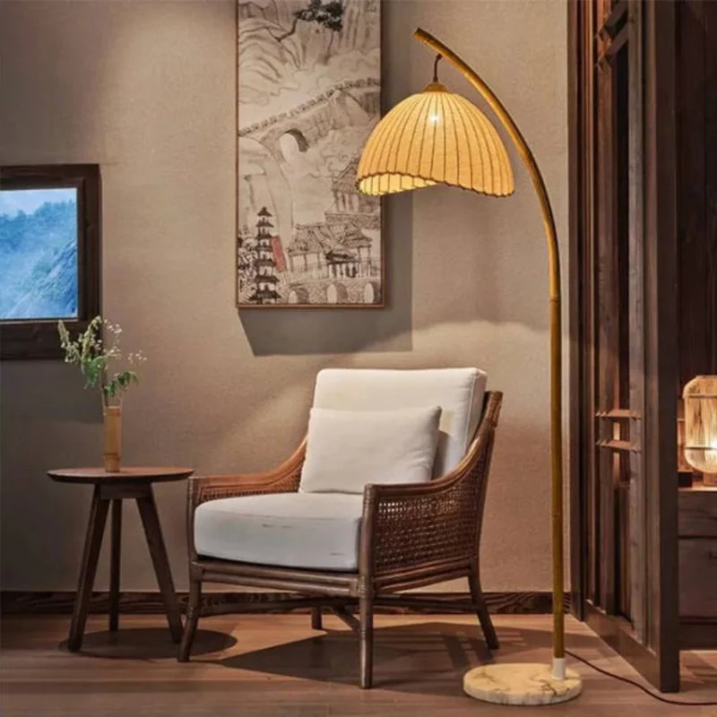 Lampe sur Pied Bureau en Bambou et Marbre – Ambiance Feutrée Naturelle