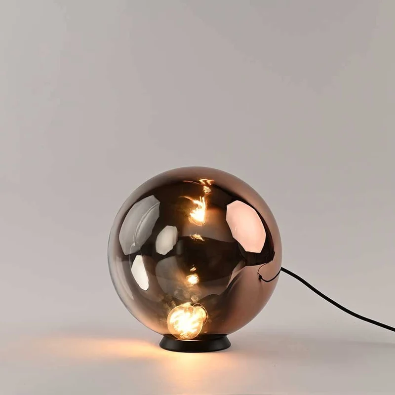 s.luce Orb Glaskugel Tischlampe