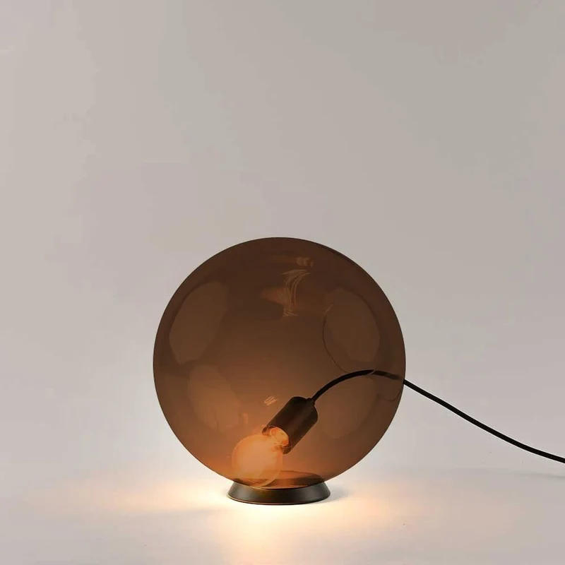 s.luce Orb Glaskugel Tischlampe