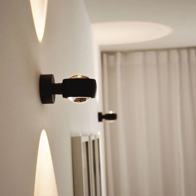 s.luce Beam Wandleuchte Up & Down mit Glaslinsen