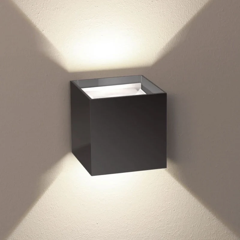s.luce Ixa LED Wandlampe verstellbare Winkel Innen & Außen IP44