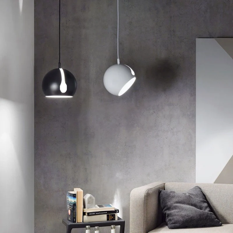 s.luce Ball Metall Pendelleuchte mit drehbarem tauschbaren Schirm