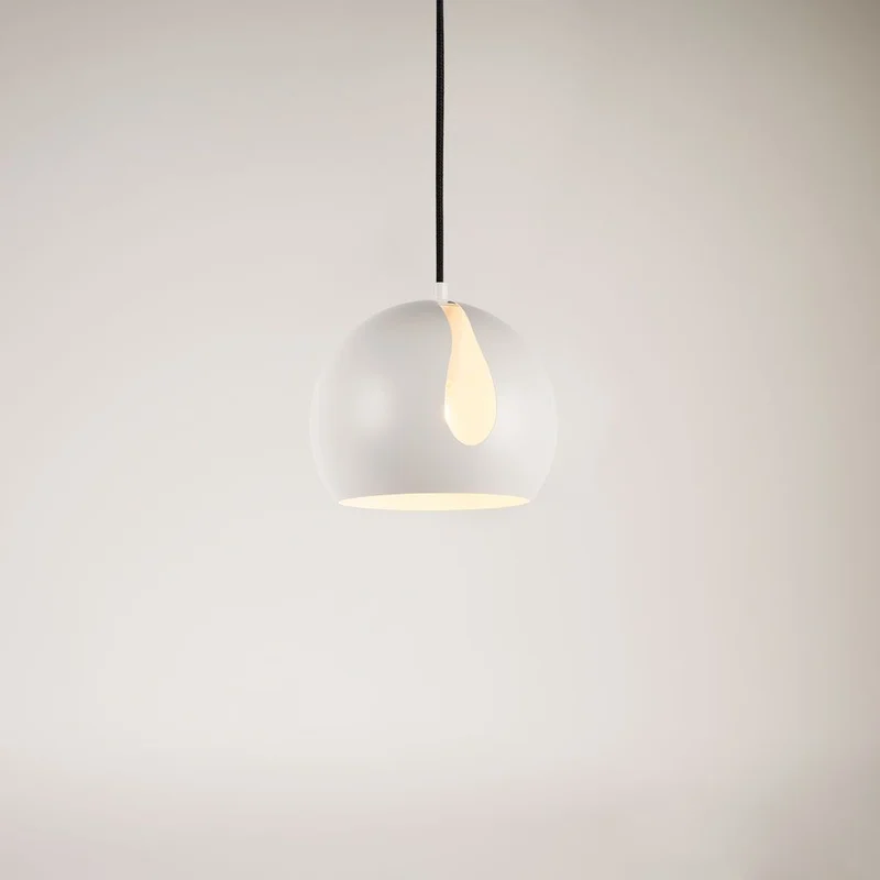 s.luce Ball Metall Pendelleuchte mit drehbarem tauschbaren Schirm