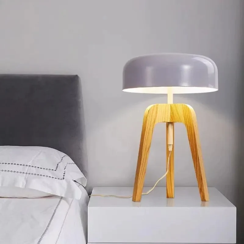 Pied Lampadaire Bois Massif à Cloche – 2 Tailles, Bureau ou Salon
