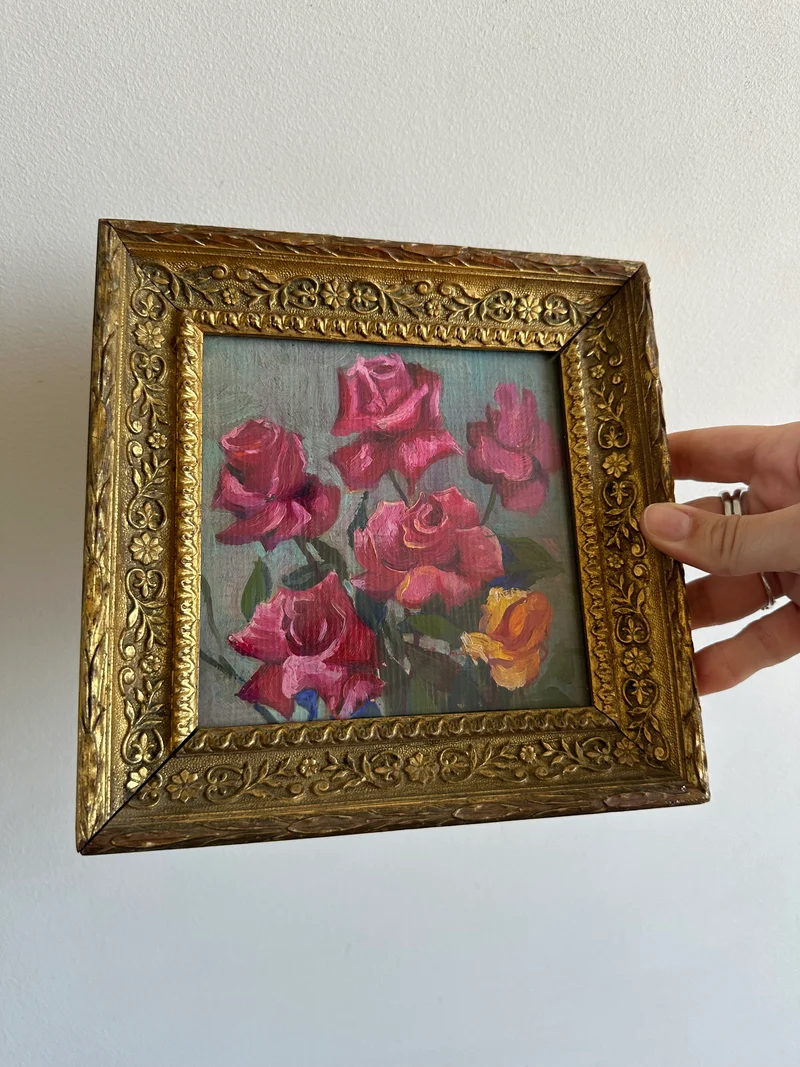 Peinture à l'huile roses sur fond gris cadre napoléon III