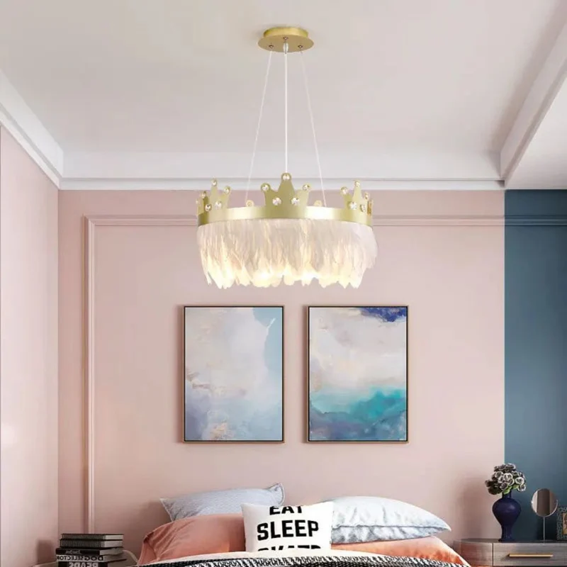 Suspension Bohème en Plumes – Finesse Dorée ou Rose pour votre Salon