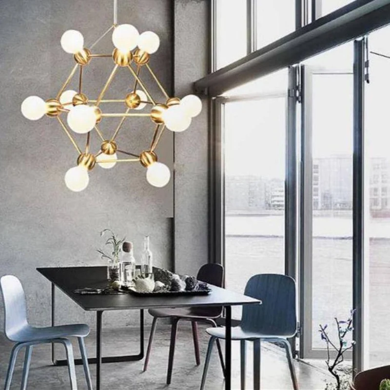 Lustre Spoutnik Doré à Boules Verre – 4 à 12 Lumières, Design Futuriste