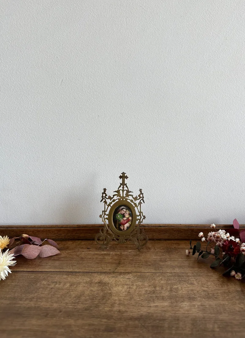 Autel de voyage religieux sur porcelaine structure en laiton