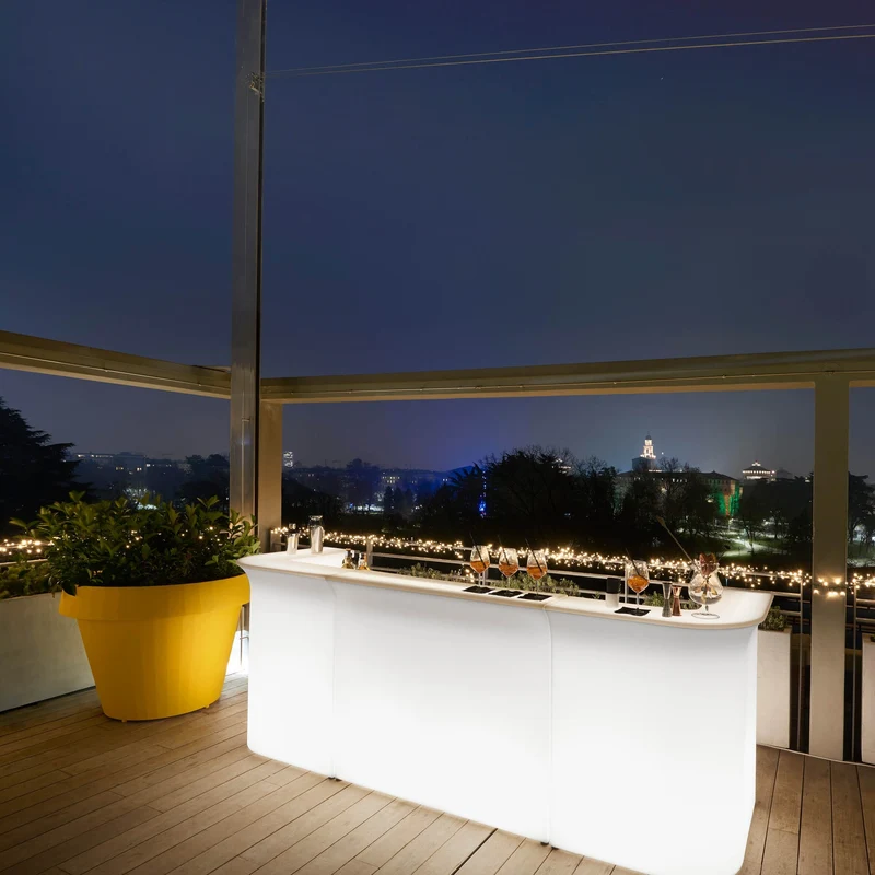 Slide Design Break Corner Bar Counter